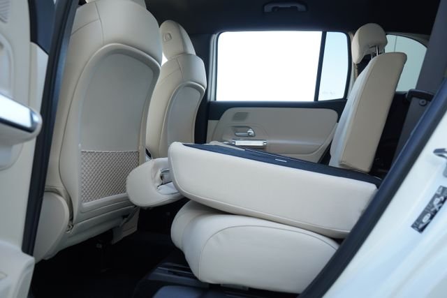 Certified Used 2025 White Mercedes-Benz GLB 250 image 29