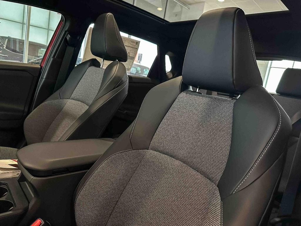 2026 Toyota bZ XLE - Photo 9