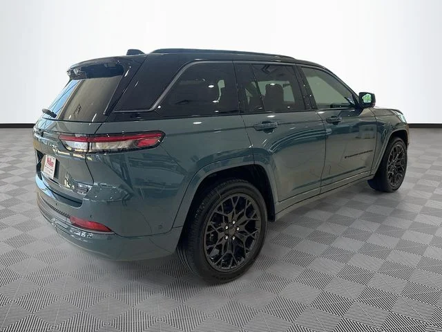 New 2026 Steel Blue Exterior Paint Jeep Summit image 7