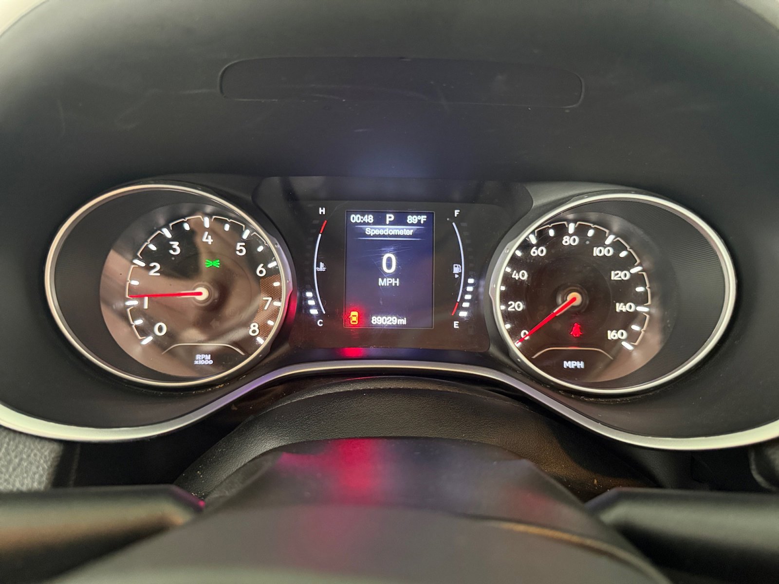 Used 2019 Diamond Black Crystal Pearlcoat Jeep Latitude image 15