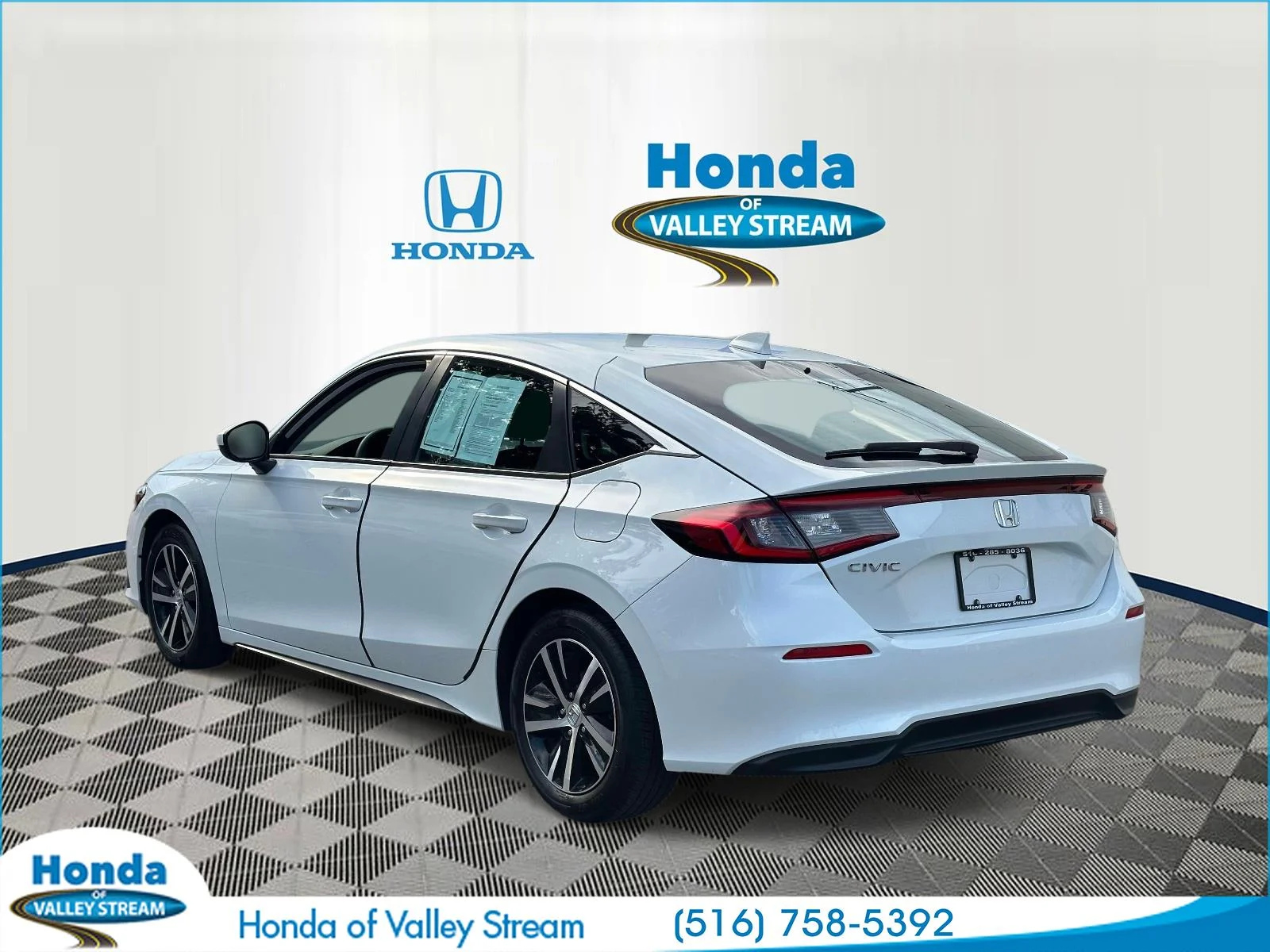 2023 Honda Civic Hatchback LX - Photo 8
