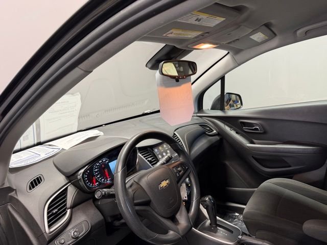 Used 2019 Black Metallic Chevrolet LS image 17