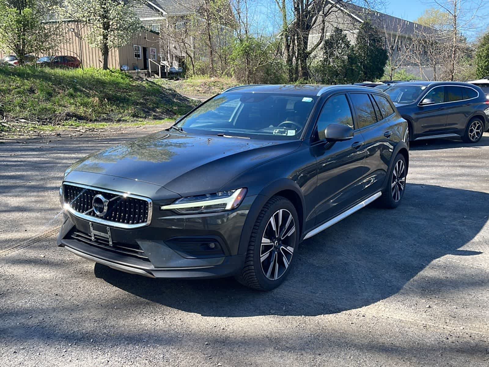 2021 Volvo V60 Cross Country