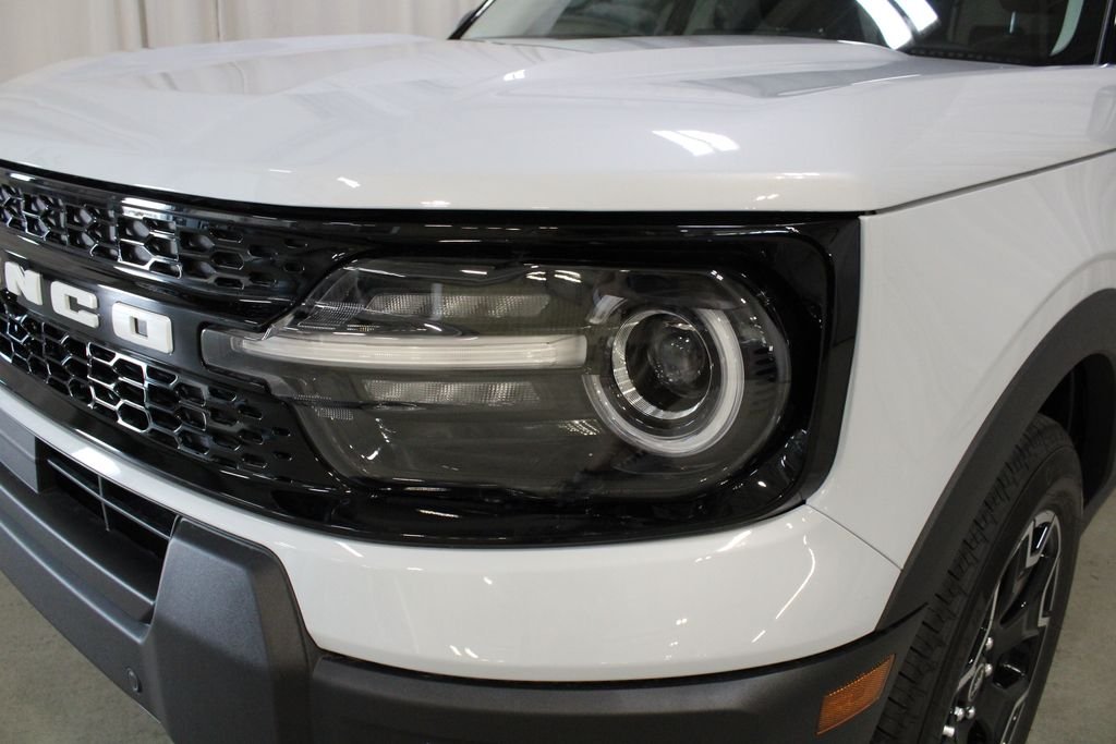 New 2026 Space White Metallic Ford Outer Banks image 35
