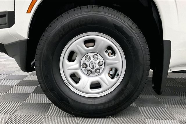 New 2026 Glacier White Nissan S image 11