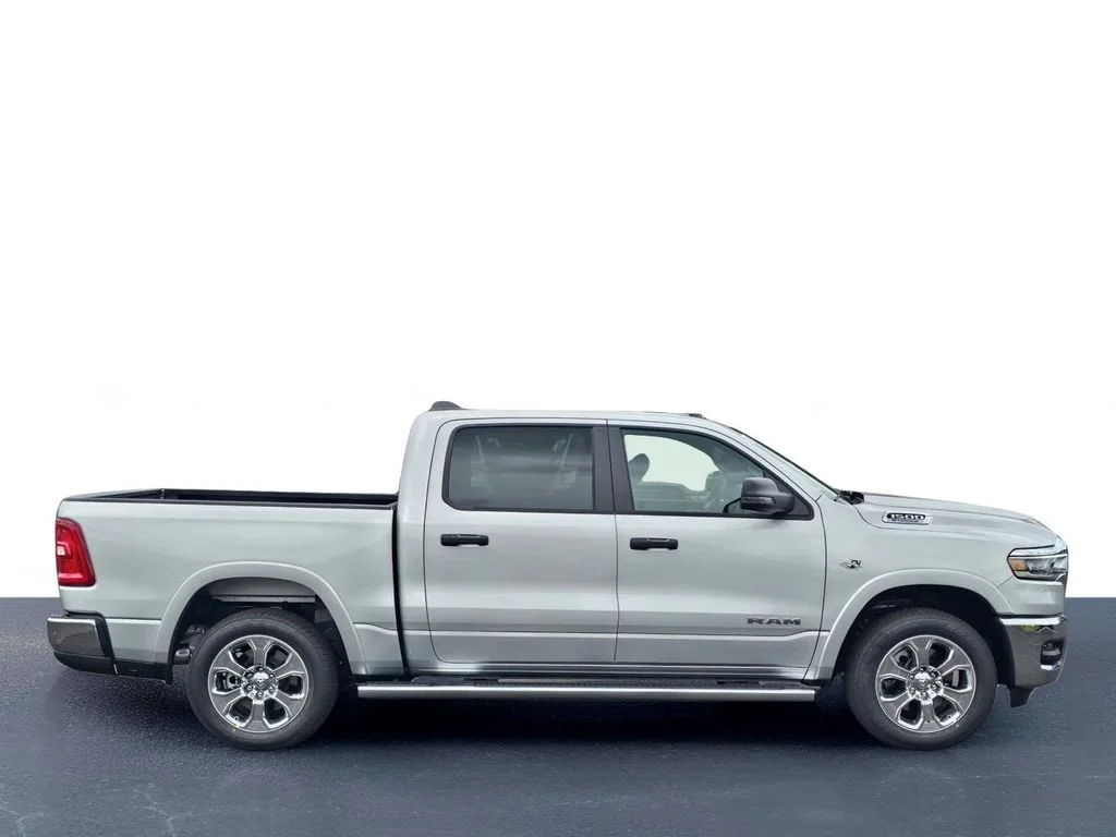 New 2026 Silver Zynith Exterior Paint RAM Big Horn/Lone Star image 8