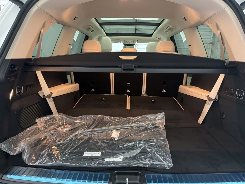 New 2026 White Mercedes-Benz GLS 450 image 24