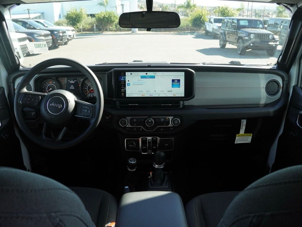 New 2026 Bright White Clear-Coat Exterior Paint Jeep Sport image 25