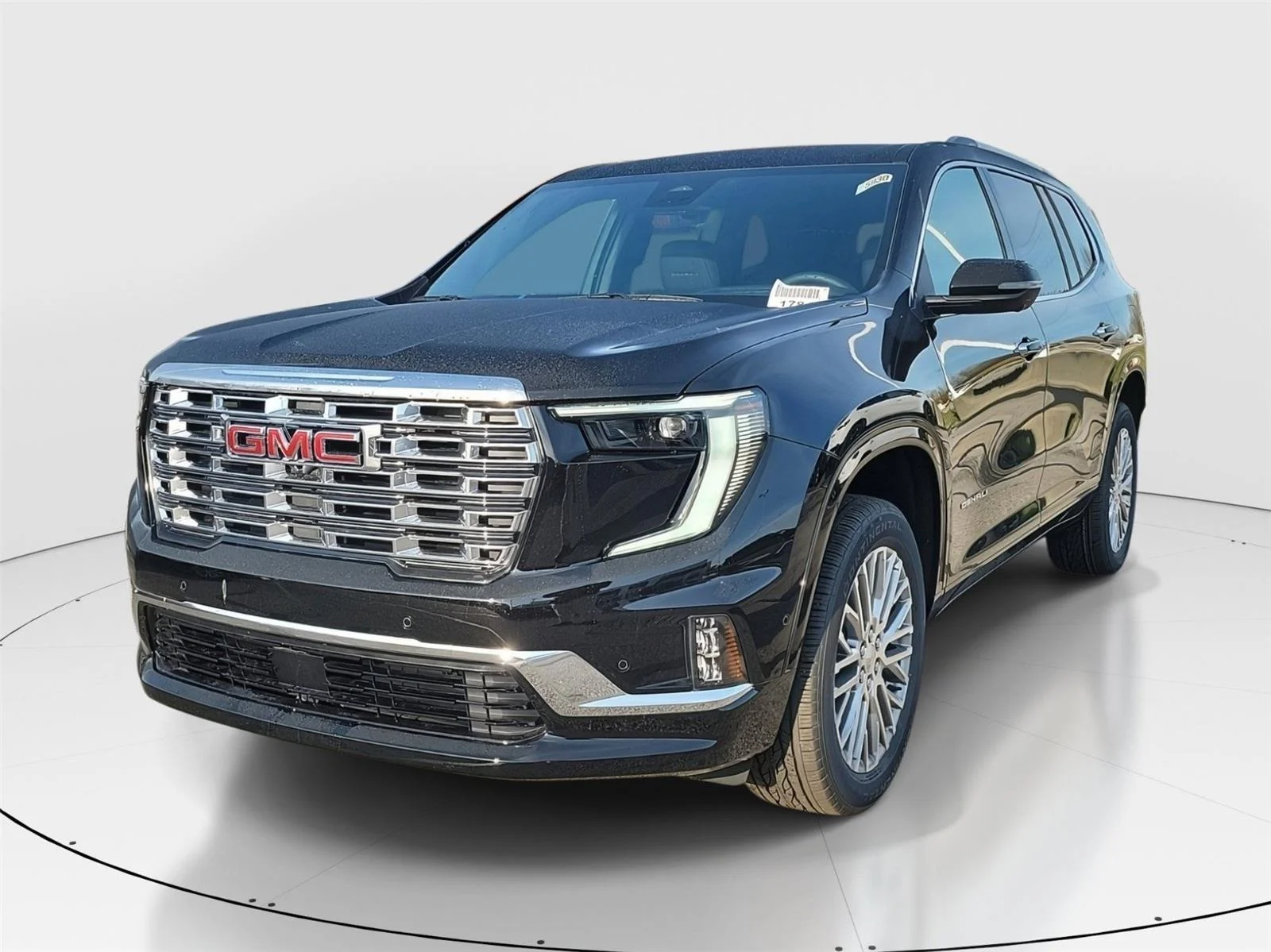 2026 GMC Acadia Denali - Photo 2