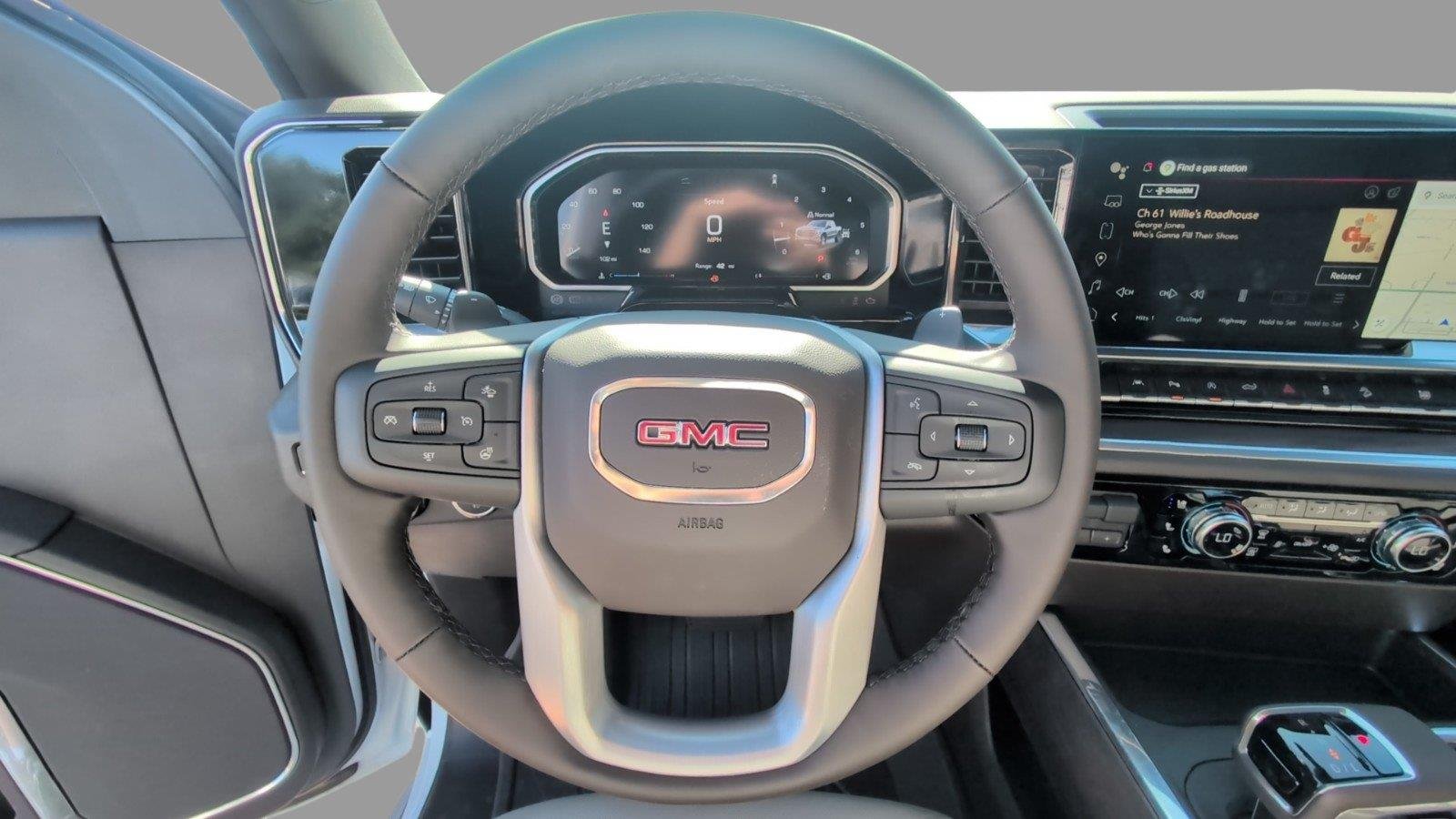New 2026 Glacier White Tricoat GMC SLT image 29