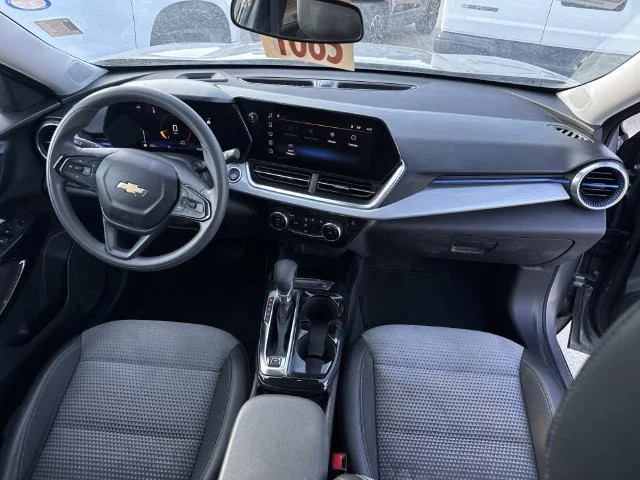 Used 2025 Gray Chevrolet LT image 20