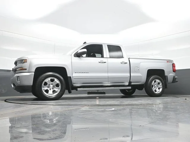 2018 Chevrolet Silverado 1500 LT Z71 - Photo 21