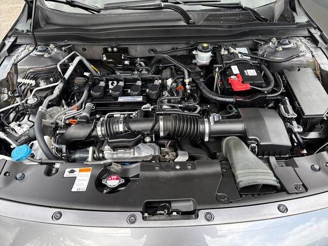 Used 2018  Honda Sport 1.5T image 12