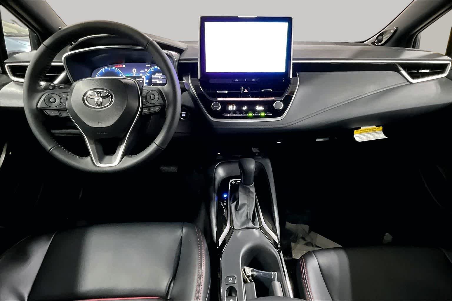 View vehicle photo 5
