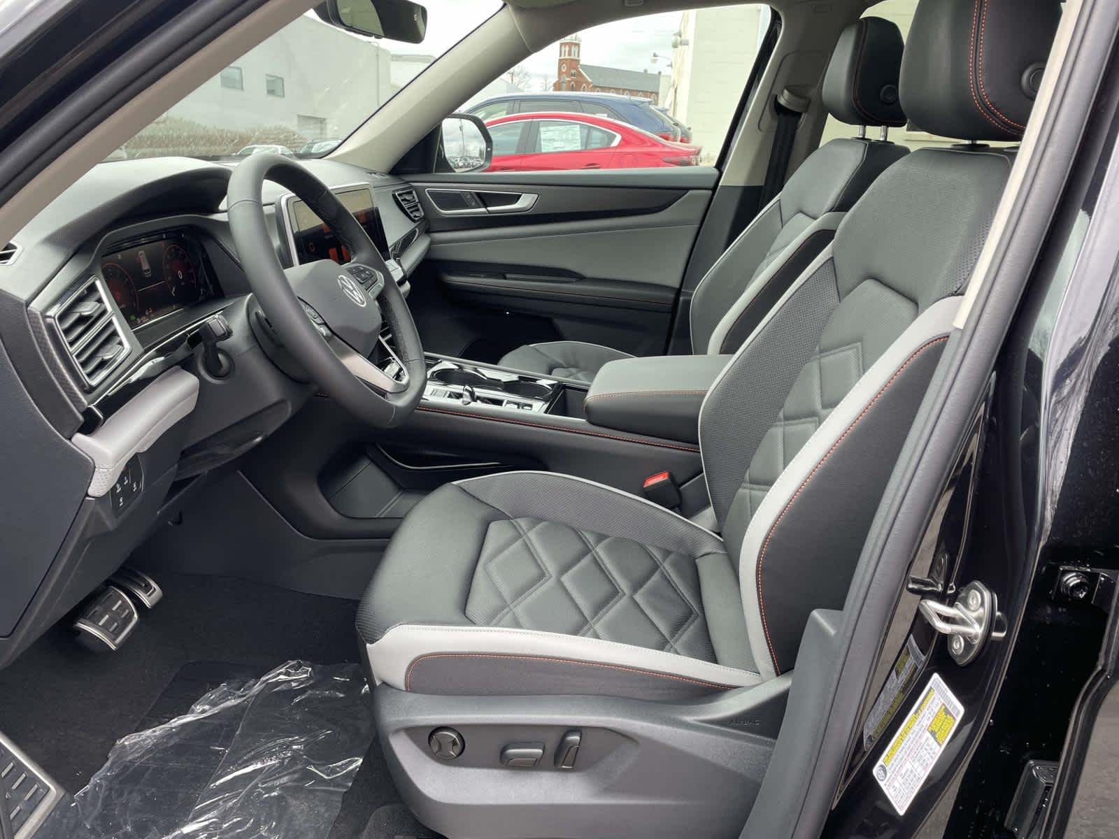 New 2026 Deep Black Pearl Volkswagen 2.0T Peak Edition image 14