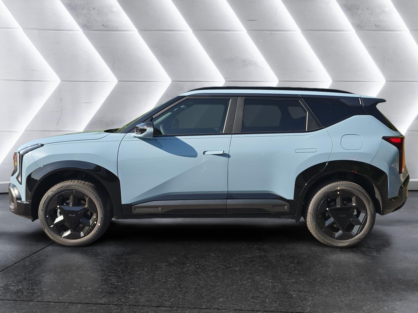 New 2027 Frost Blue Kia X-Line S image 2