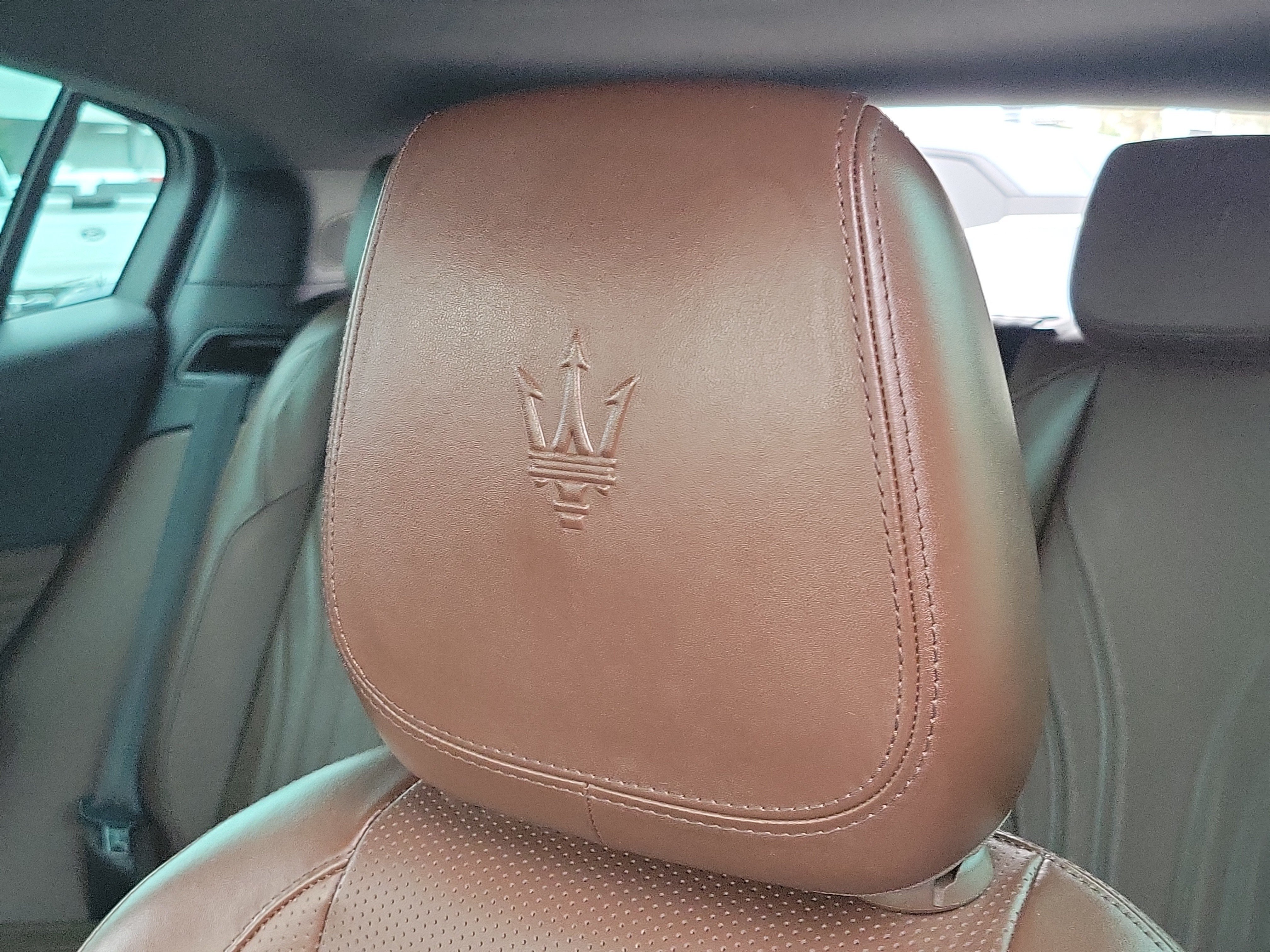 Used 2023 Bianco Astro Metallic Maserati GT image 28