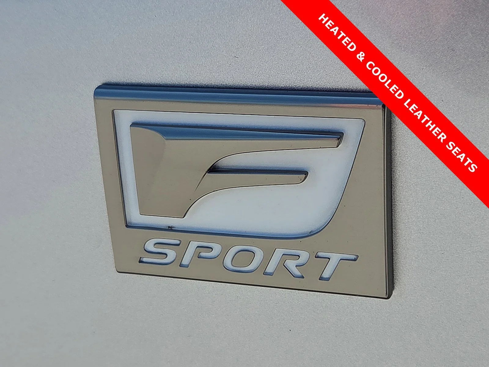 Used 2023 Iridium Lexus IS 350 F SPORT image 8