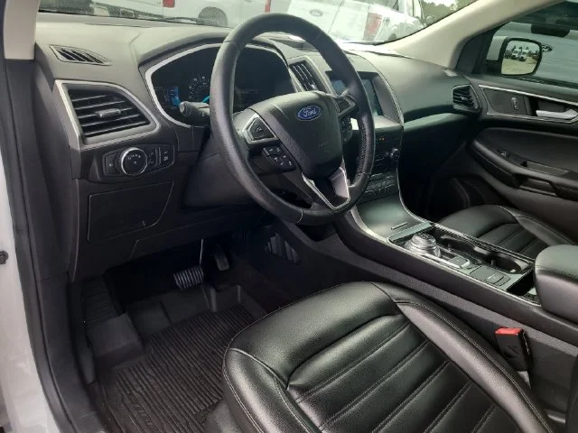 Certified Used 2020 White Ford SEL image 19