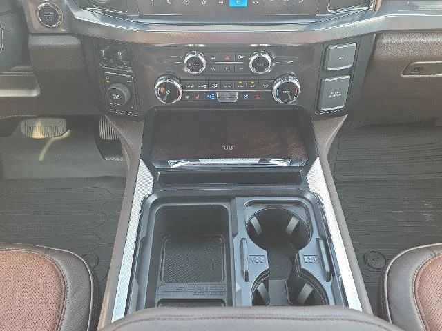 New 2027 Star White Metallic Tri-Coat Ford F-350® King Ranch® image 21