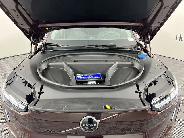 2025 Volvo EX90 Ultra - Photo 21