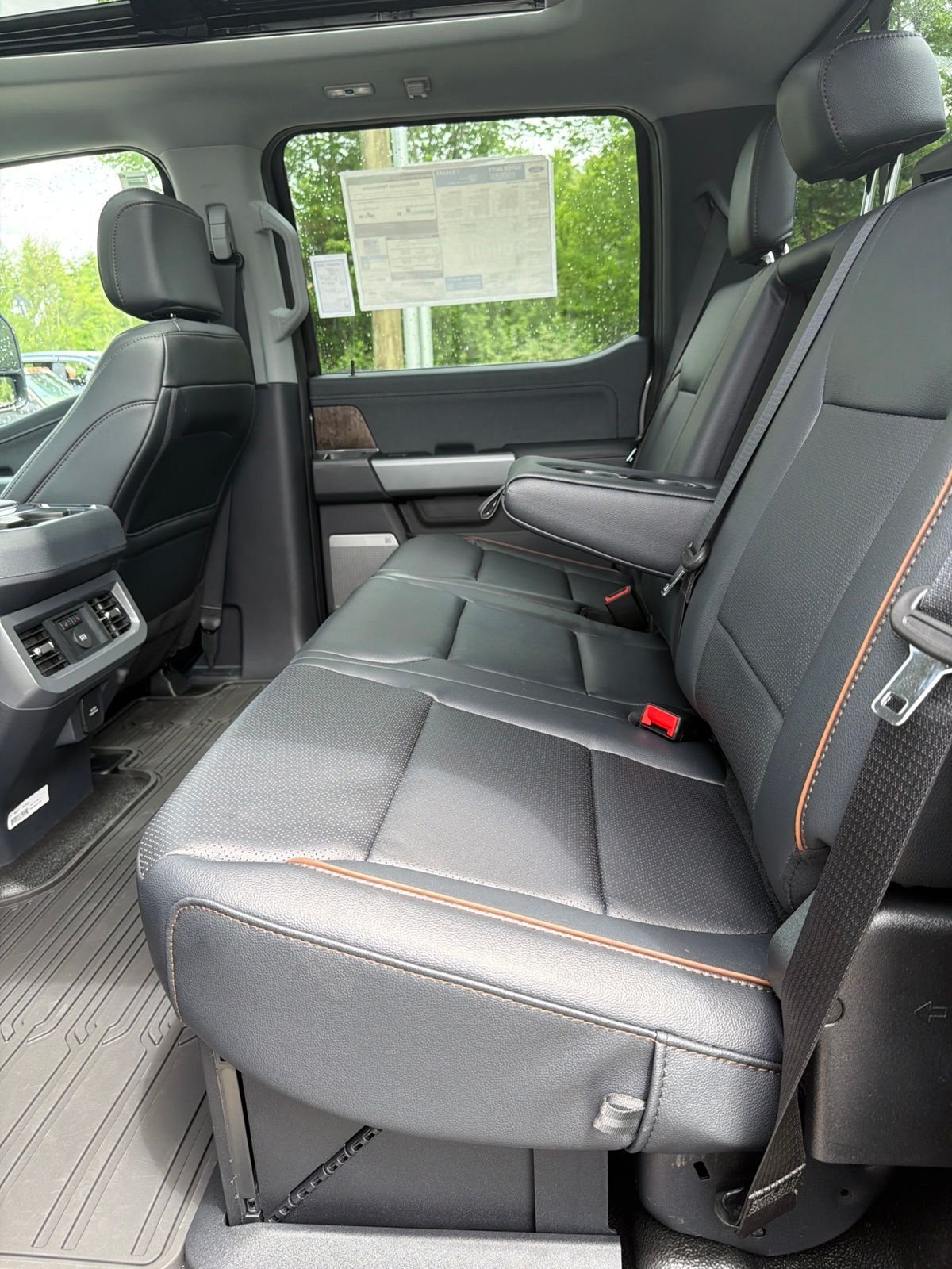 New 2026 Carbonized Gray Metallic Ford F-250® Lariat® image 16
