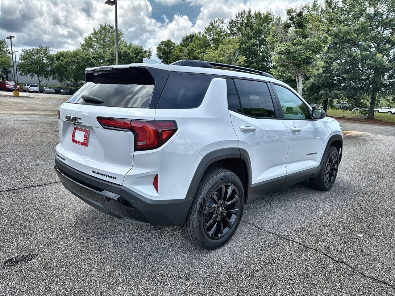 New 2026 Summit White GMC Elevation image 8