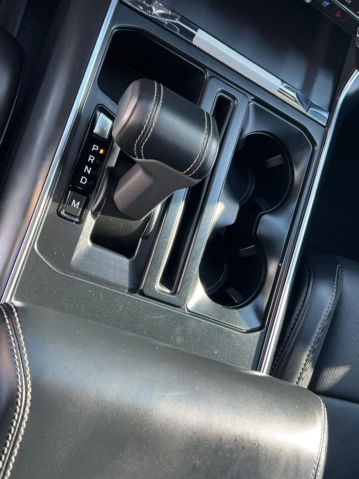 2022 Ford F-150 Raptor - Photo 28