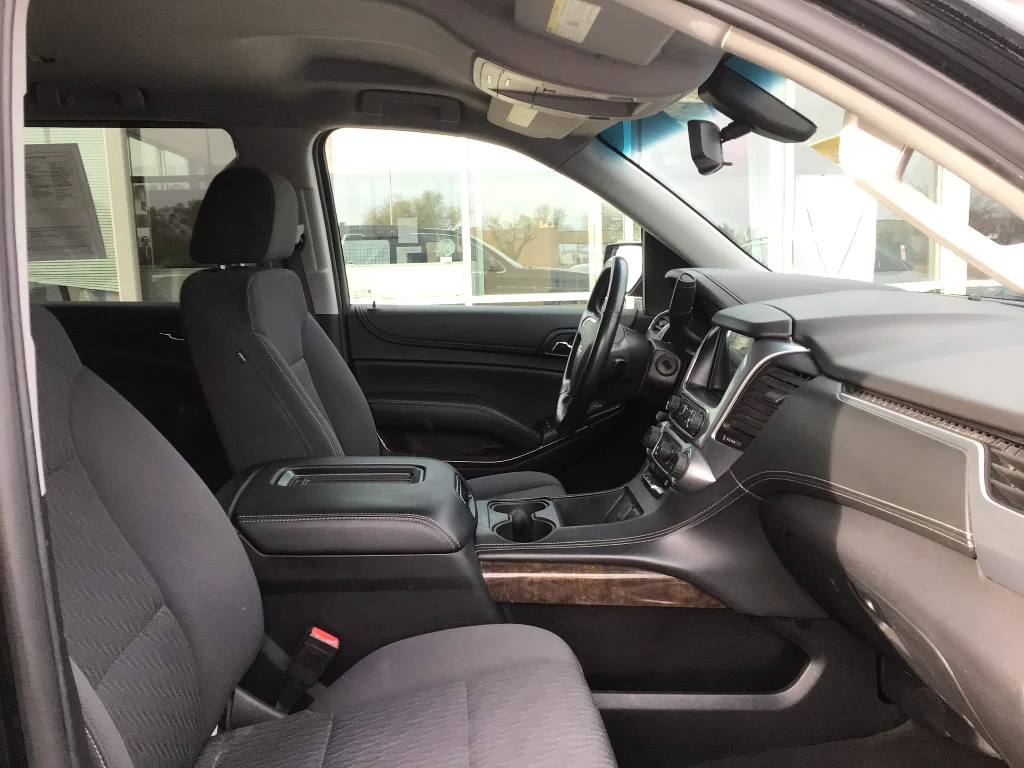 Used 2018 BLACK Chevrolet LS image 6