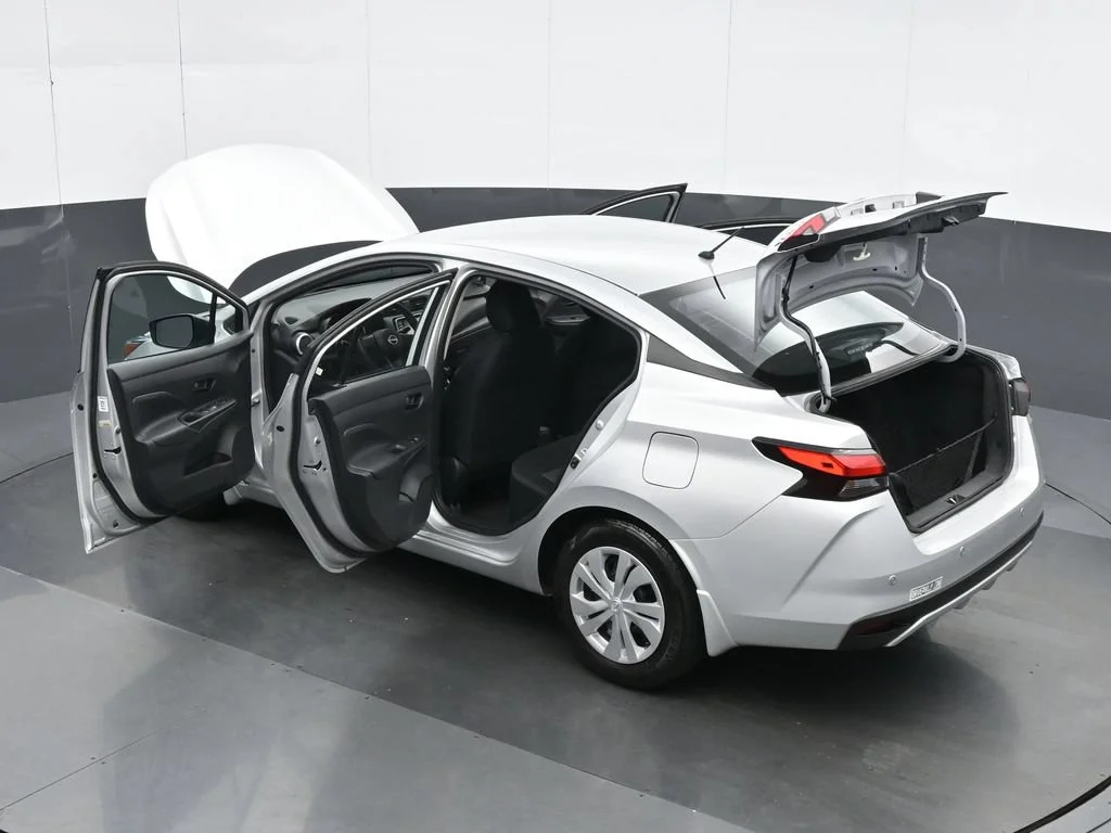 Used 2024 Silver Nissan 1.6 S image 40