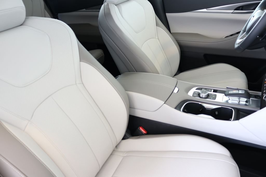 New 2026 MOONBOW BLUE INFINITI Luxe AWD image 47