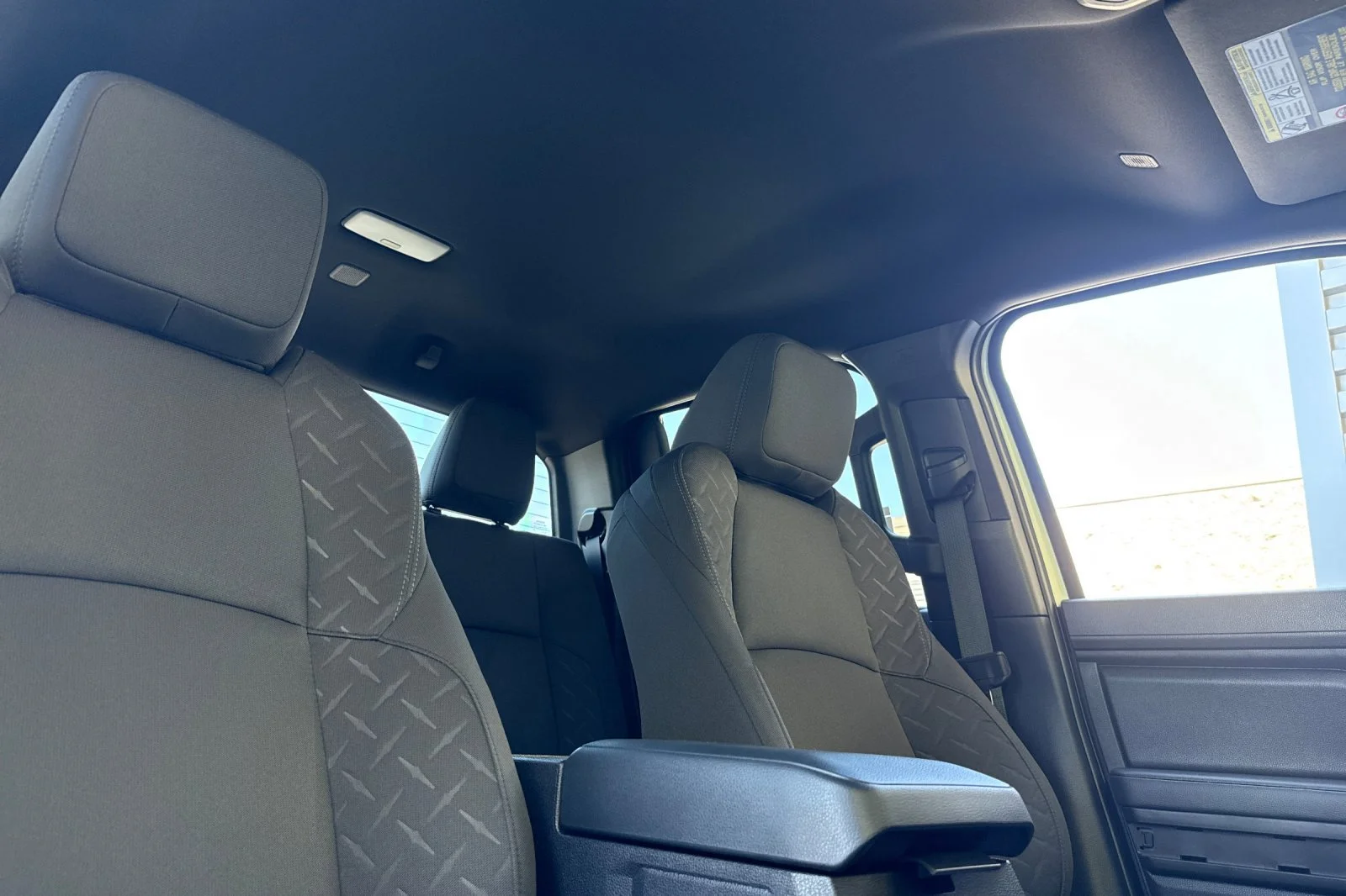 2026 Toyota Tacoma SR5 - Photo 13