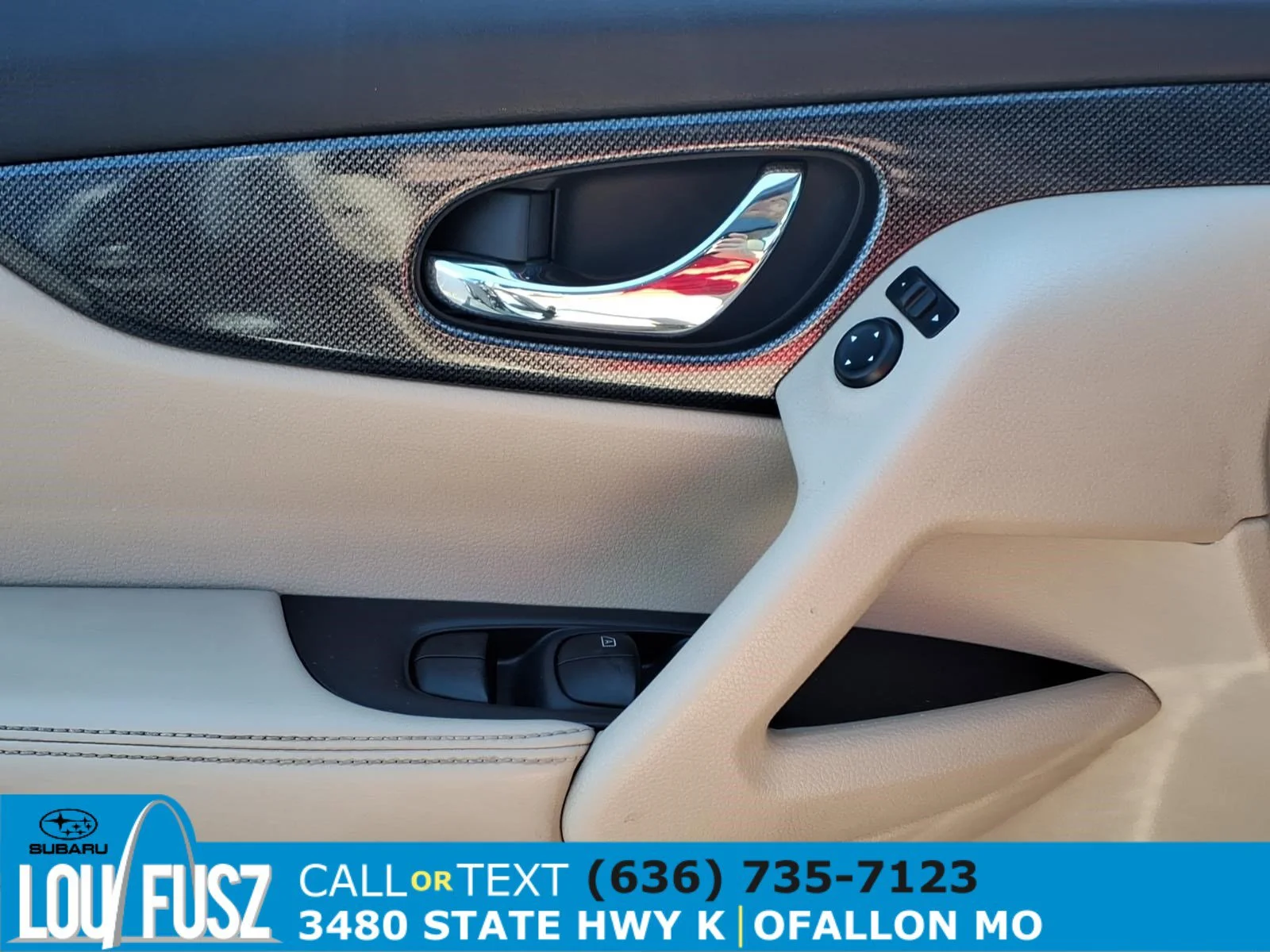 Used 2015 Gun Metallic Nissan SL image 23