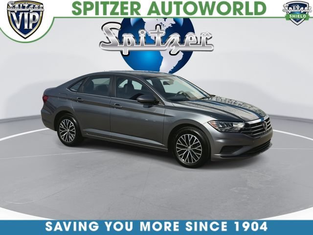 Used 2019  Volkswagen S image 3
