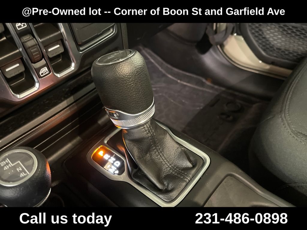 Used 2022 Beige Jeep Sport image 25