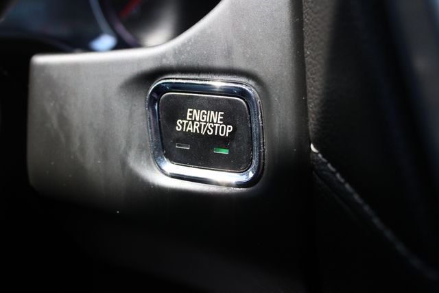 Used 2019 Blue Steel Metallic GMC SLE-2 image 14