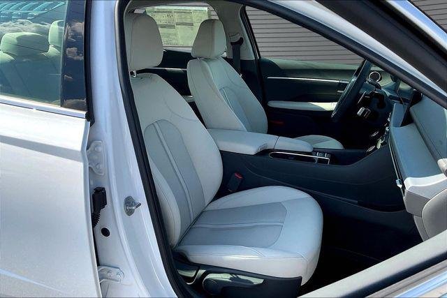 2025 Hyundai Sonata SEL - Photo 11