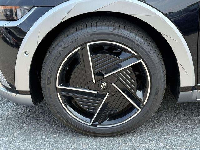New 2026 Black Hyundai Limited image 12