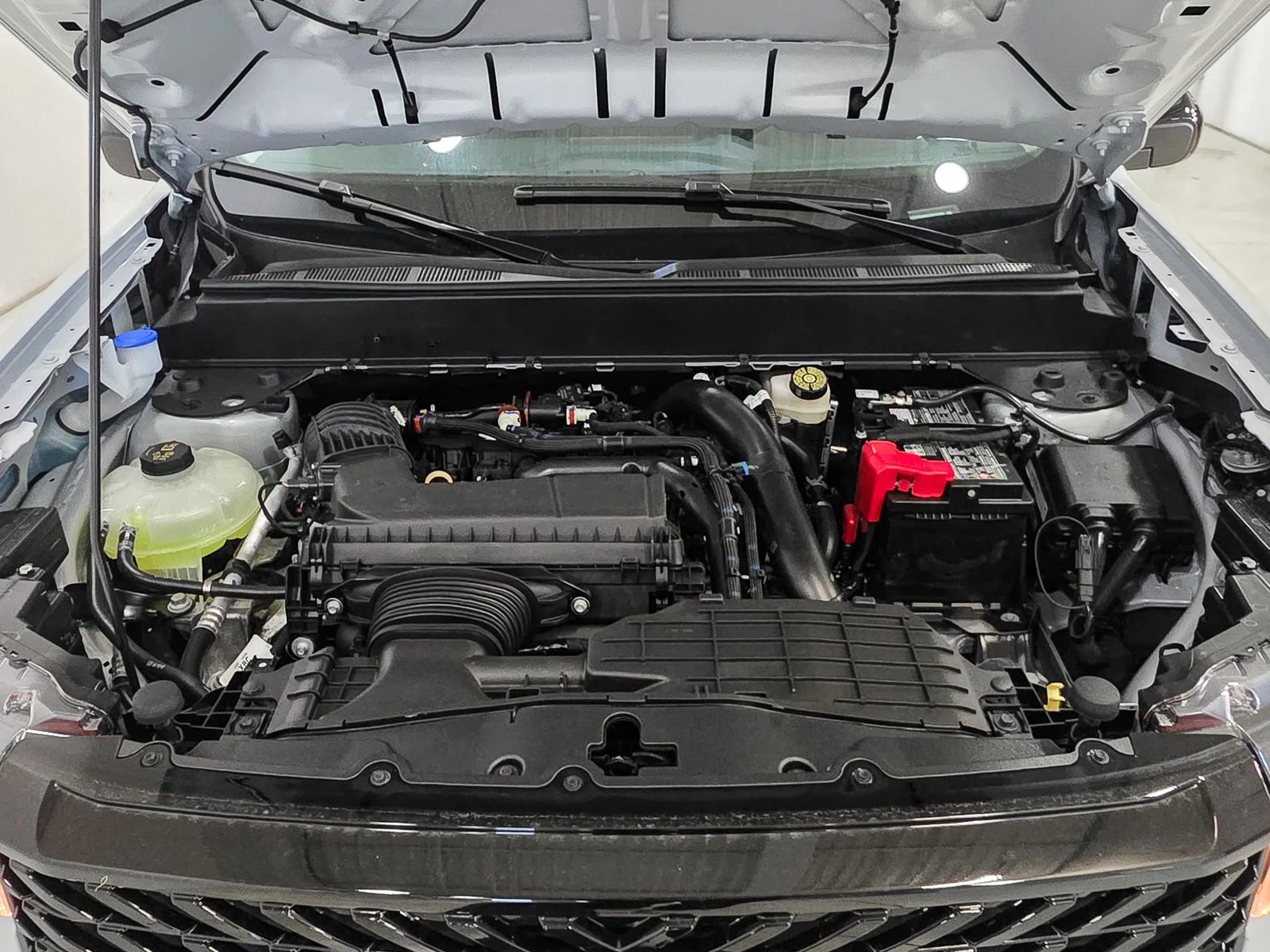 New 2026 White Ford XLT image 16