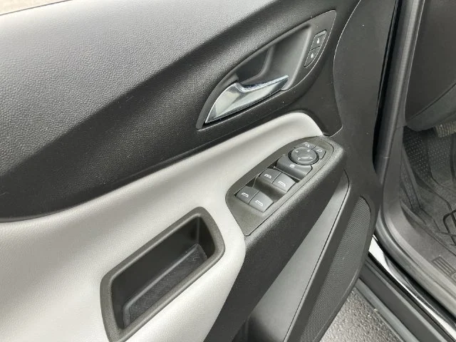 2024 Chevrolet Equinox LS - Photo 21