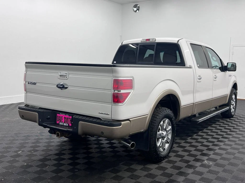 Used 2013 White Platinum Metallic Tri-Coat Ford Lariat image 8