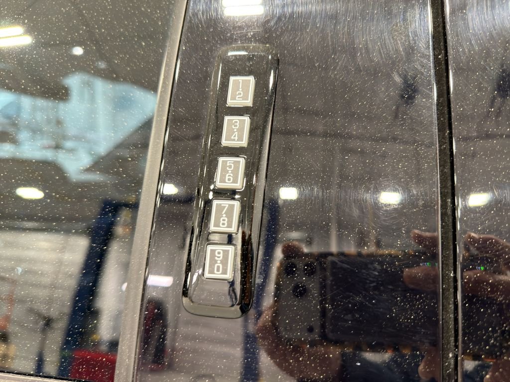 Used 2024 Iconic Silver Metallic Ford XLT image 18