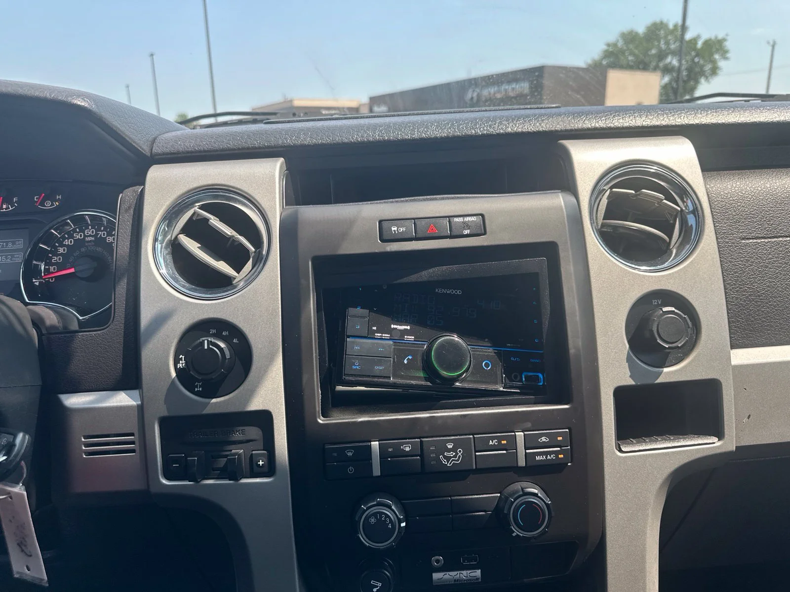 Used 2012 Blue Ford XL image 47