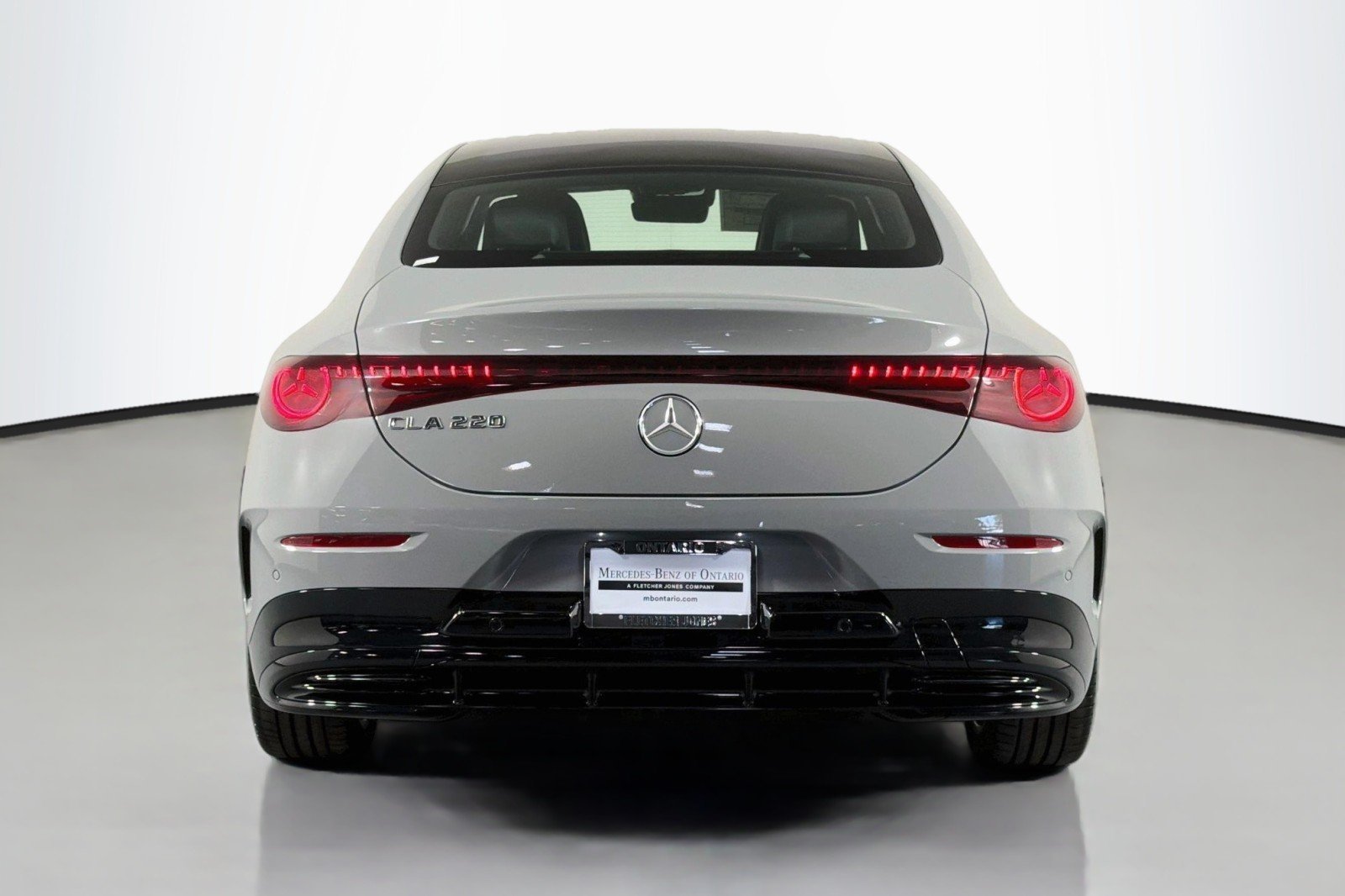 New 2027 MANUFAKTUR Alpine Grey Mercedes-Benz CLA 220 Hybrid image 3