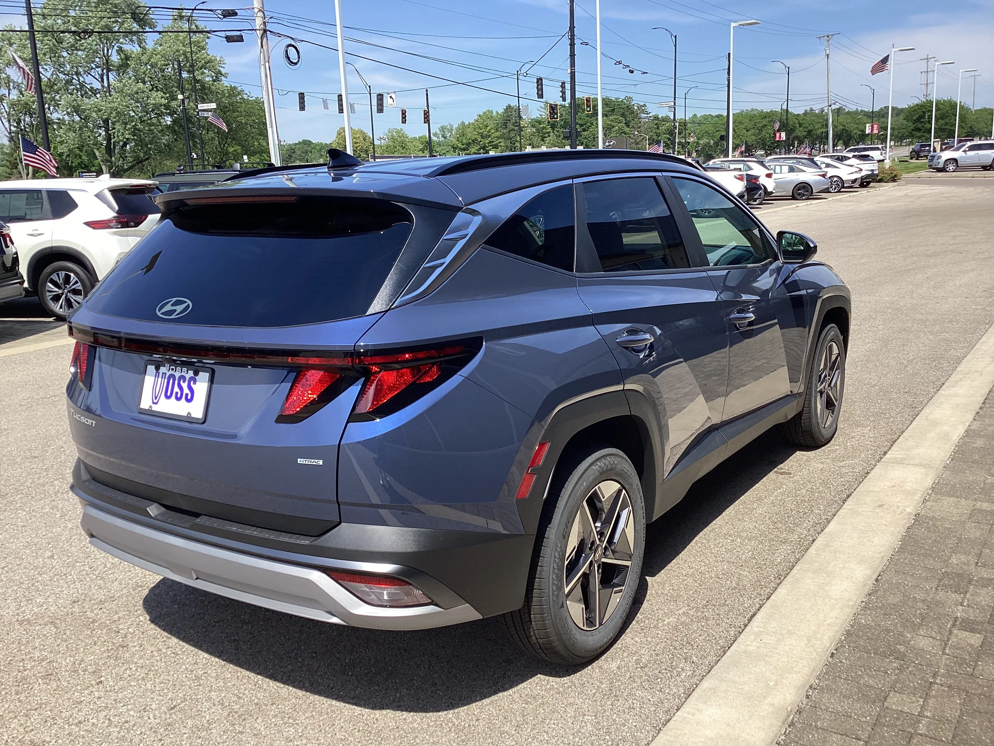 New 2026 Atlantis Blue Hyundai SEL image 5
