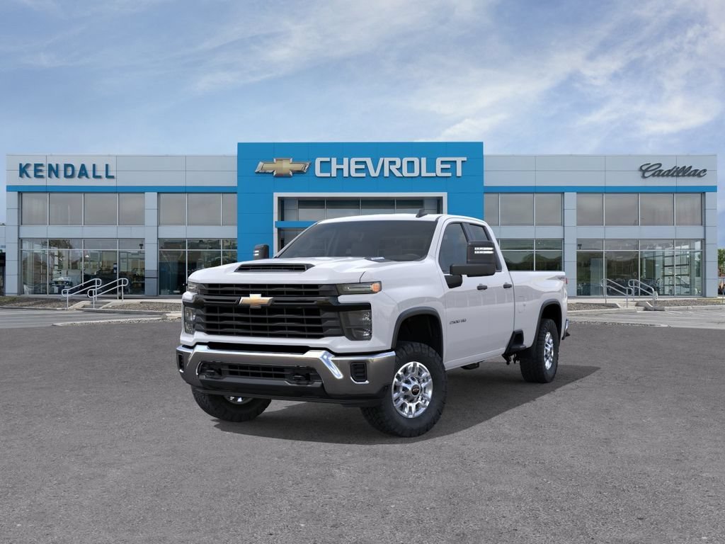 New 2026 Summit White Chevrolet WT image 8