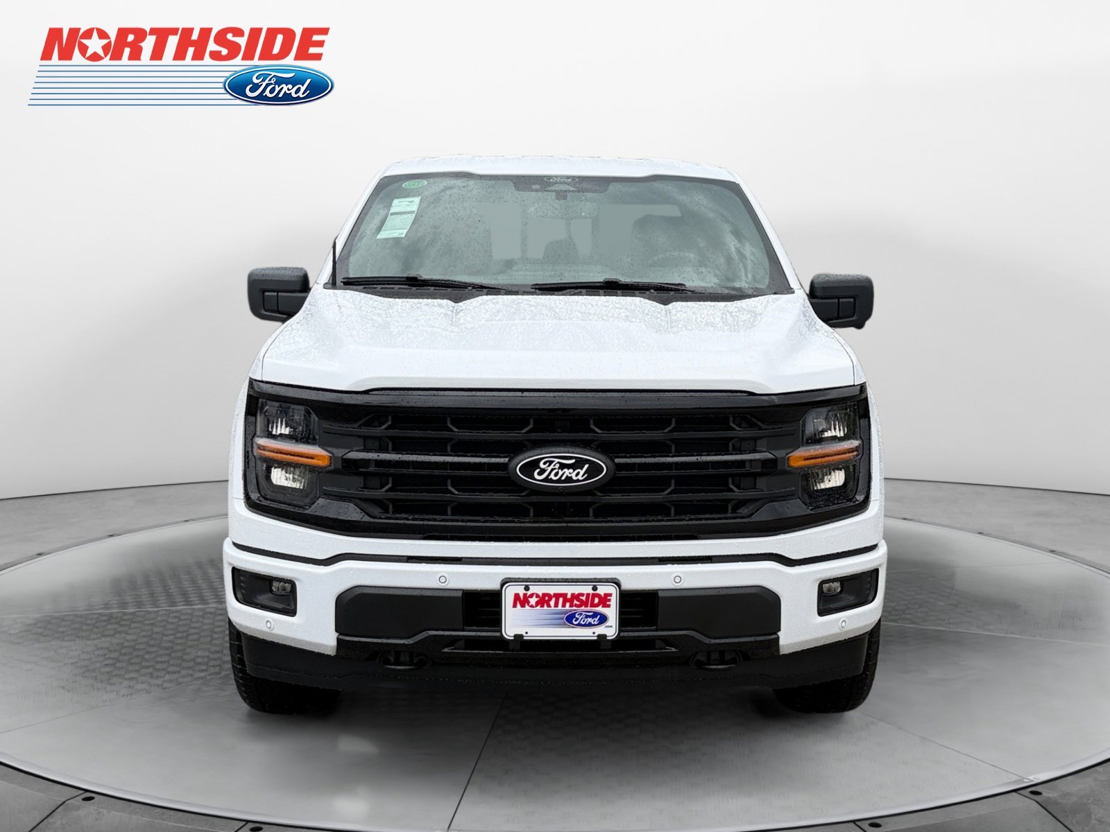 New 2026 Oxford White Ford XLT image 2