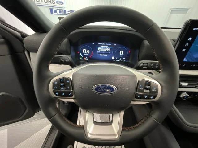 New 2027 Avalanche Gray Ford Active image 14