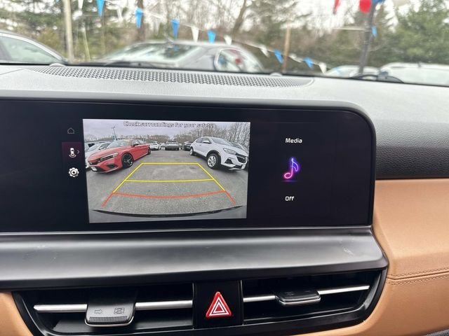 Used 2024 Steel Gray Kia SX image 27