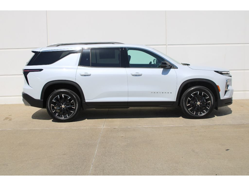 2026 Chevrolet Traverse LT - Photo 7